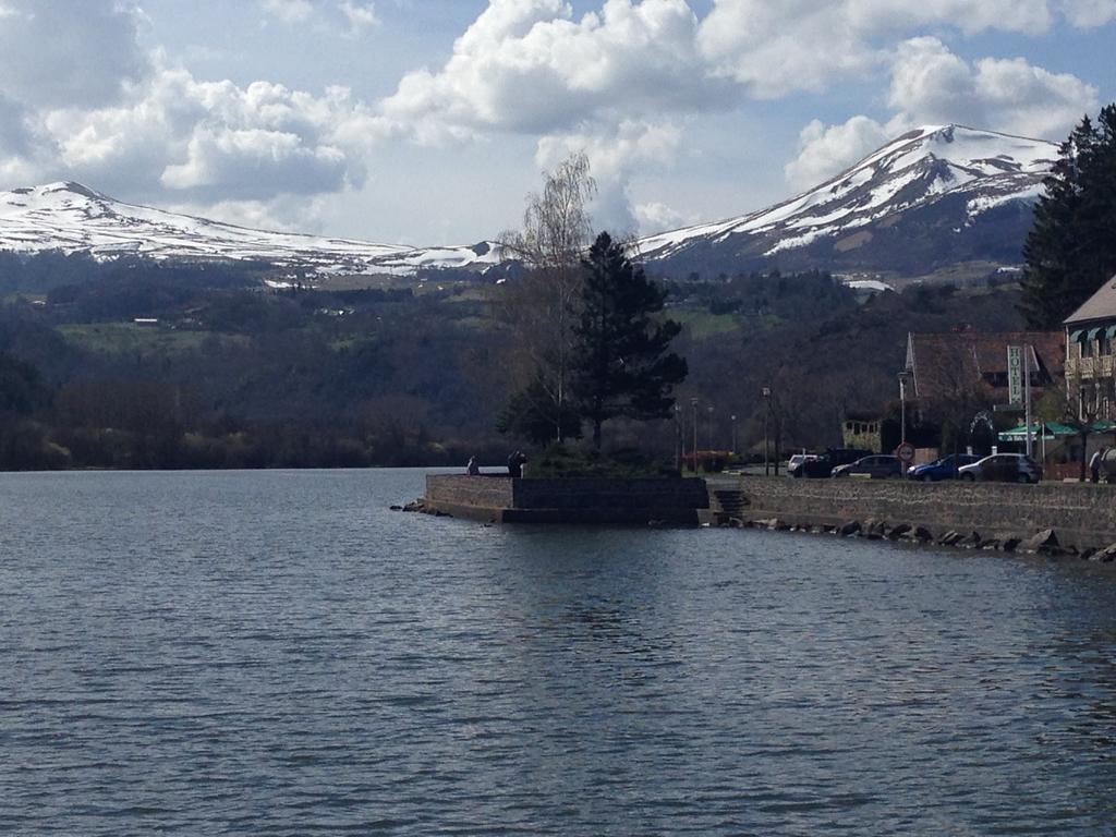 La Vue Sur Le Paradis Chambon-sur-Lac Exterior photo